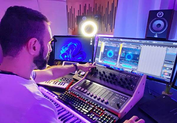 We chat to Stefano Maccarelli about his new Kontakt library - Elements